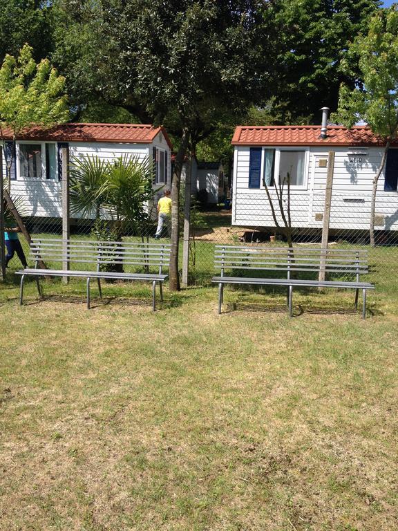 Oliholiday Mobilehomes - Cavallino Exterior photo